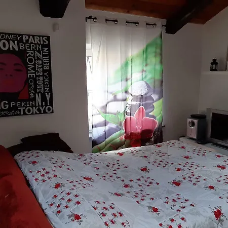 Casa Alfieri A 100 M Da Via Roma Apartment